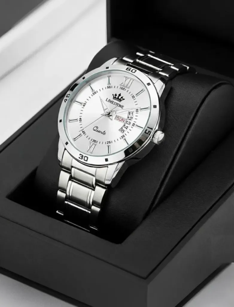 LIMESTONE Day and Date Function Steel Strap Quartz analogue watch