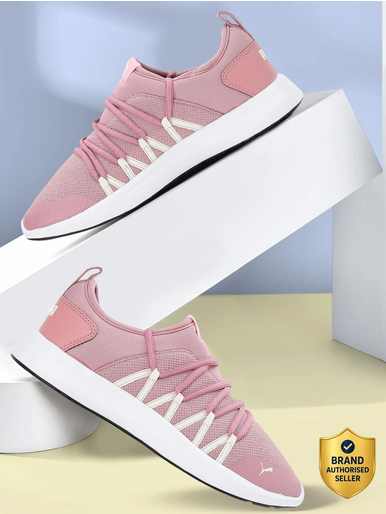 Puma Women sneakers